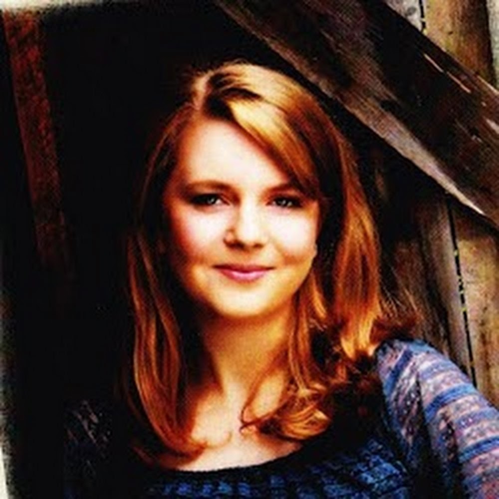 Meet your Posher, Gabriella